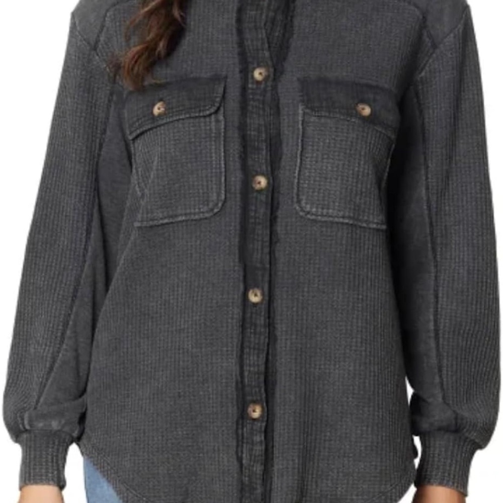 Women's black Button-Up Top